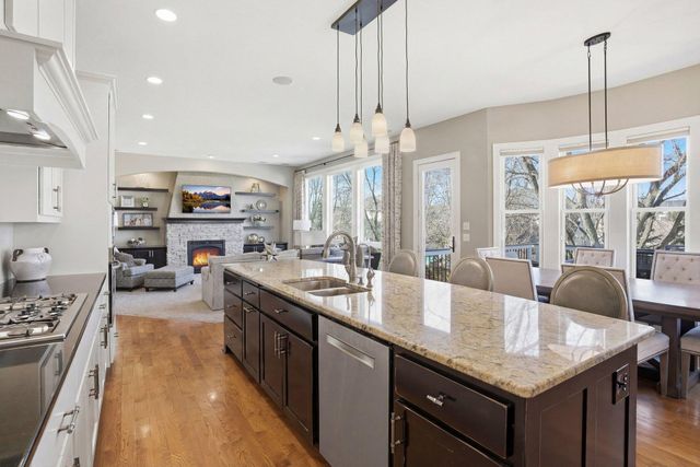 11587 Avery Drive, Inver Grove Heights, MN 55077