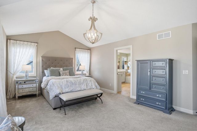 11587 Avery Drive, Inver Grove Heights, MN 55077