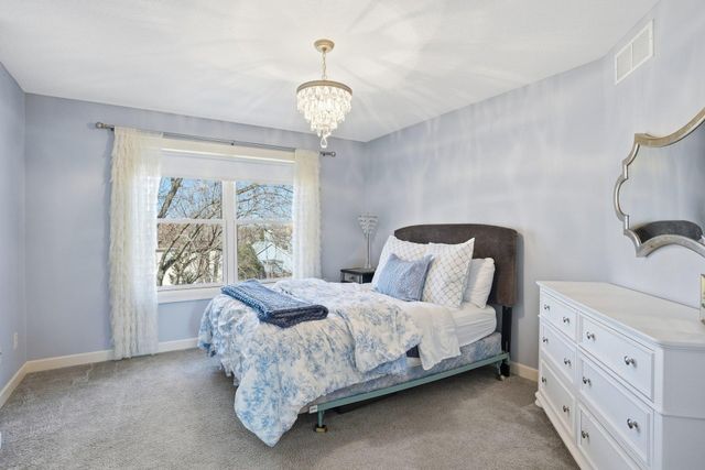 11587 Avery Drive, Inver Grove Heights, MN 55077