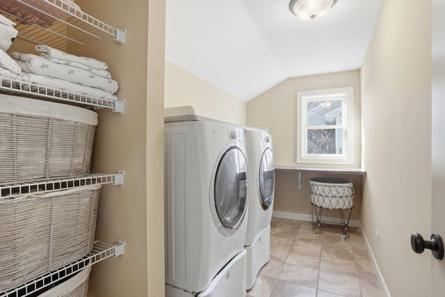 11587 Avery Drive, Inver Grove Heights, MN 55077