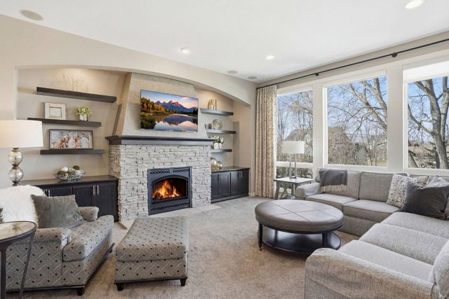 11587 Avery Drive, Inver Grove Heights, MN 55077