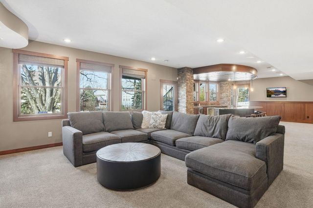 11587 Avery Drive, Inver Grove Heights, MN 55077