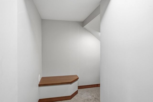 11587 Avery Drive, Inver Grove Heights, MN 55077