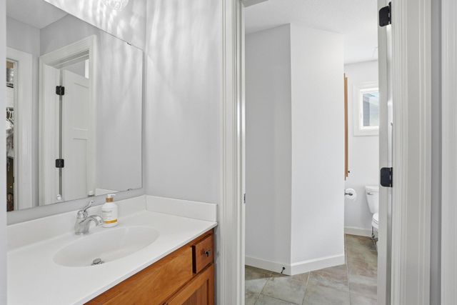 11587 Avery Drive, Inver Grove Heights, MN 55077