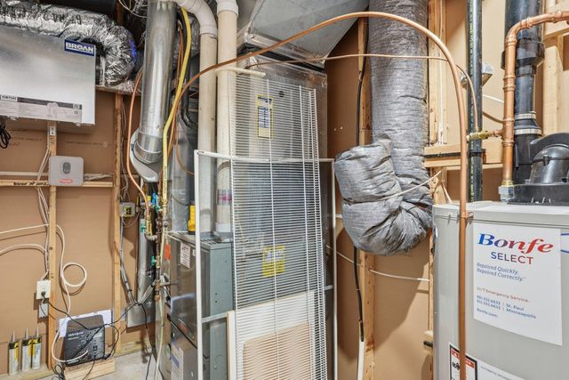 11587 Avery Drive, Inver Grove Heights, MN 55077