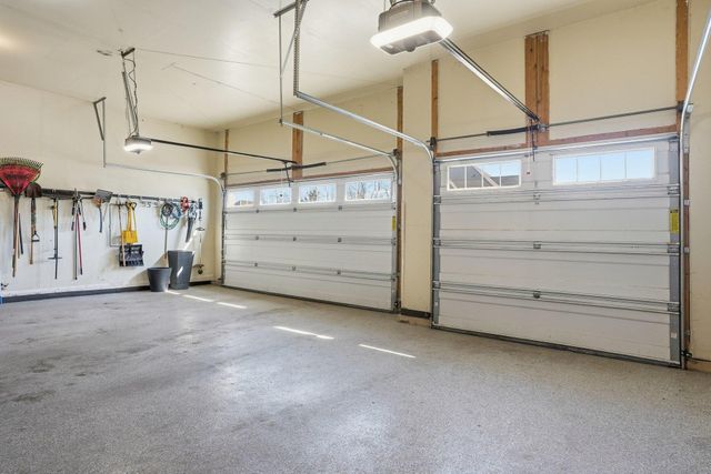 11587 Avery Drive, Inver Grove Heights, MN 55077