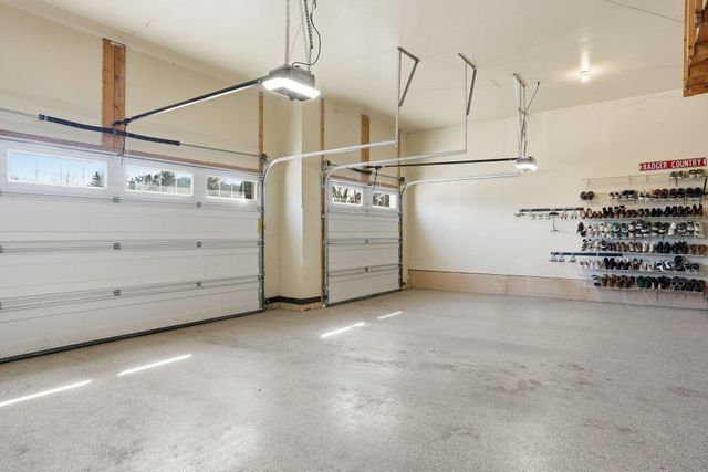 11587 Avery Drive, Inver Grove Heights, MN 55077