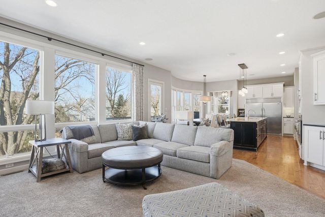 11587 Avery Drive, Inver Grove Heights, MN 55077