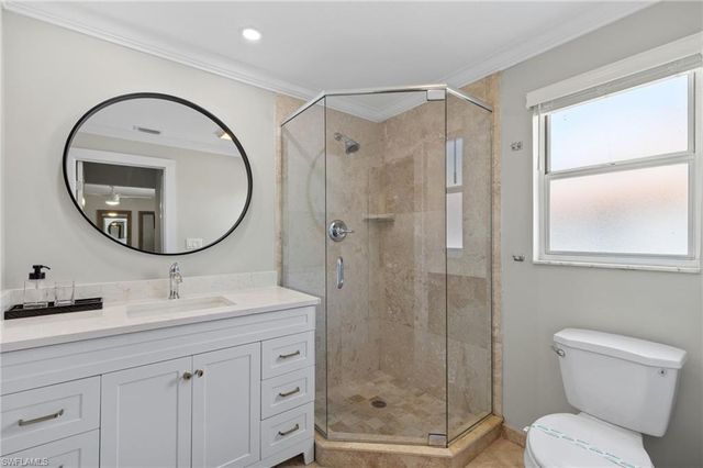 482 Tradewinds AVE, Naples, FL 34108