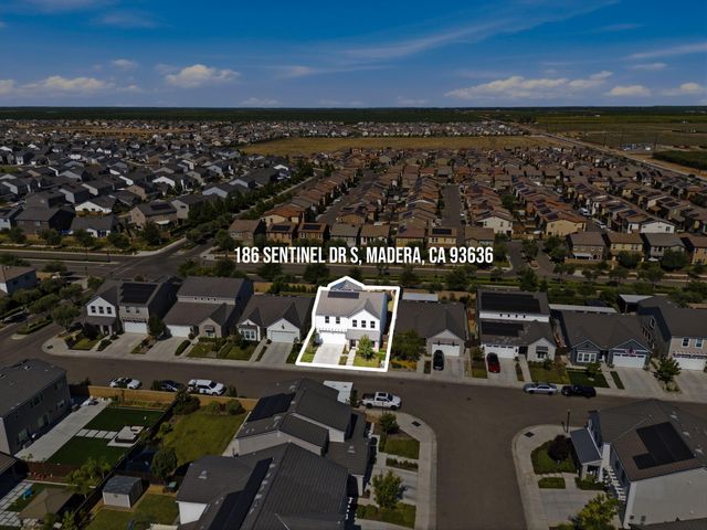 186 Sentinel Drive S, Madera, CA 93636