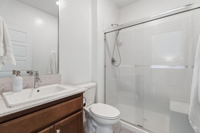 186 Sentinel Drive S, Madera, CA 93636