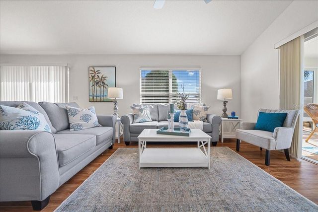 986 OSCAR LANE, The Villages, FL 32162