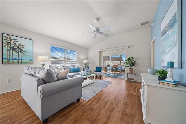 986 OSCAR LANE, The Villages, FL 32162