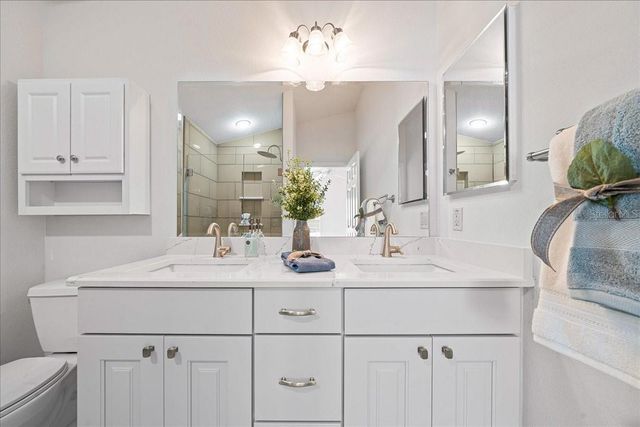 986 OSCAR LANE, The Villages, FL 32162