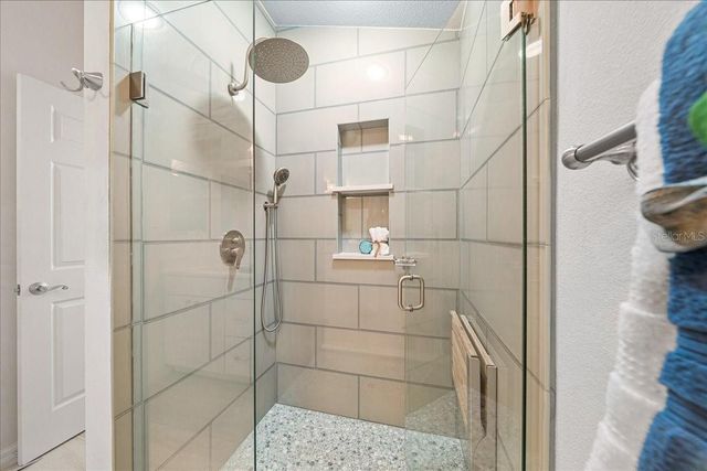 986 OSCAR LANE, The Villages, FL 32162