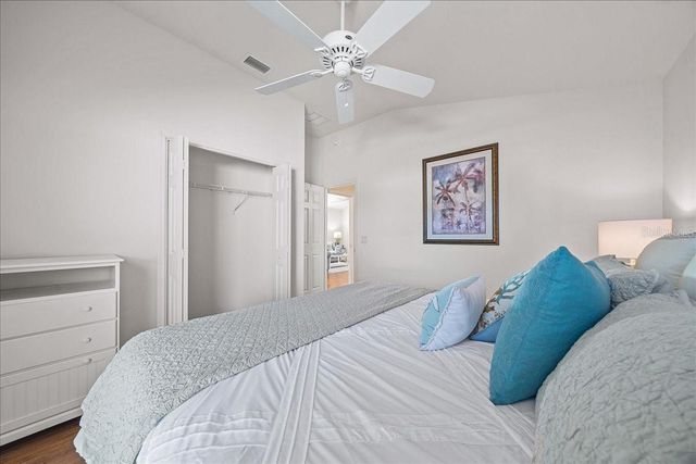 986 OSCAR LANE, The Villages, FL 32162