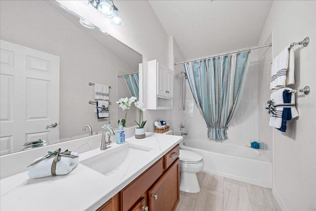 986 OSCAR LANE, The Villages, FL 32162