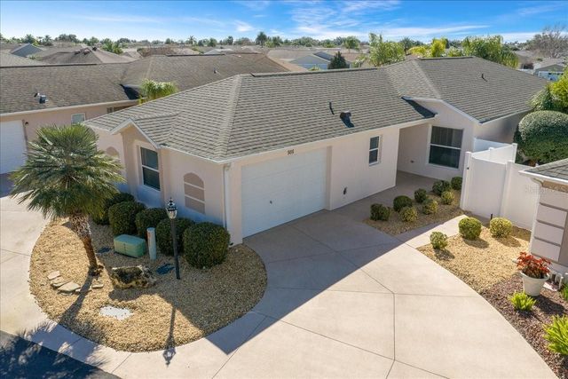 986 OSCAR LANE, The Villages, FL 32162