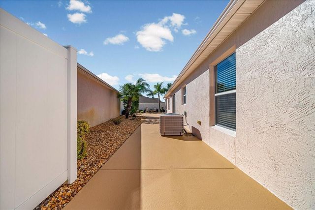 986 OSCAR LANE, The Villages, FL 32162