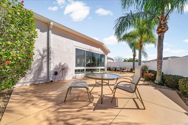 986 OSCAR LANE, The Villages, FL 32162