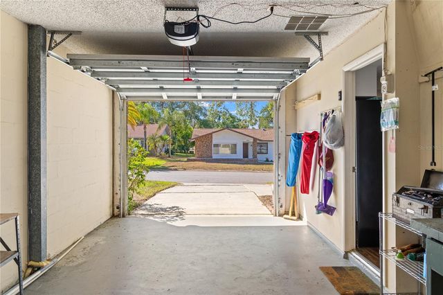10616 SPRINGWOOD DRIVE, Port Richey, FL 34668