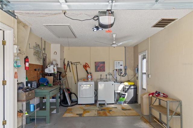 10616 SPRINGWOOD DRIVE, Port Richey, FL 34668