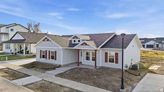 697 W 20 N, Hyrum, UT 84319
