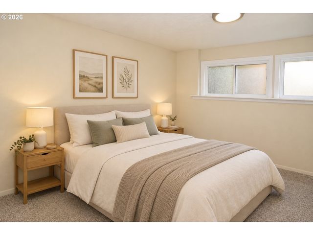 2630 ELINOR St, Eugene, OR 97403