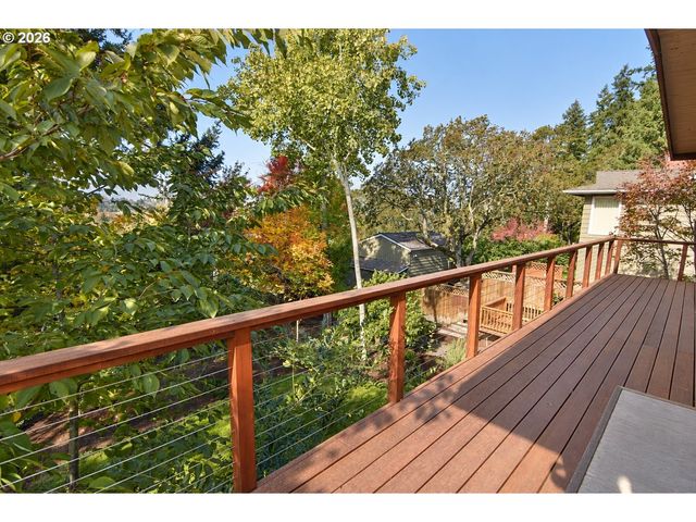 2630 ELINOR St, Eugene, OR 97403