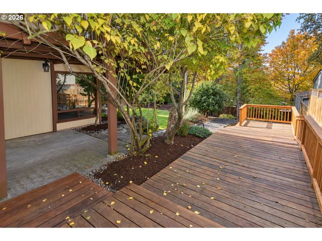 2630 ELINOR St, Eugene, OR 97403