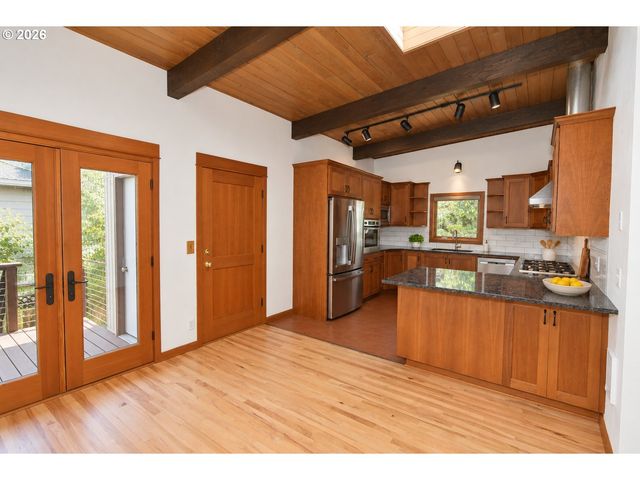 2630 ELINOR St, Eugene, OR 97403