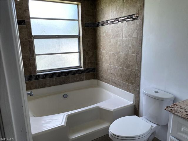 5212 3rd ST W, Lehigh Acres, FL 33971