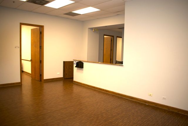 415 Washington Street 107, Waukegan, IL 60085