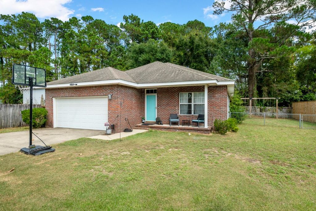 1753 Hopper Street, Niceville, FL 32578