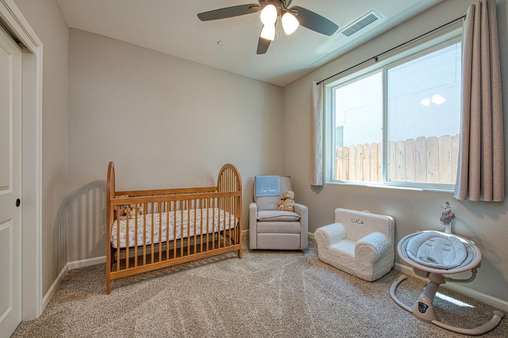 Image 20 of property listing at 1275 Traverse Drive S, Madera, CA 93636