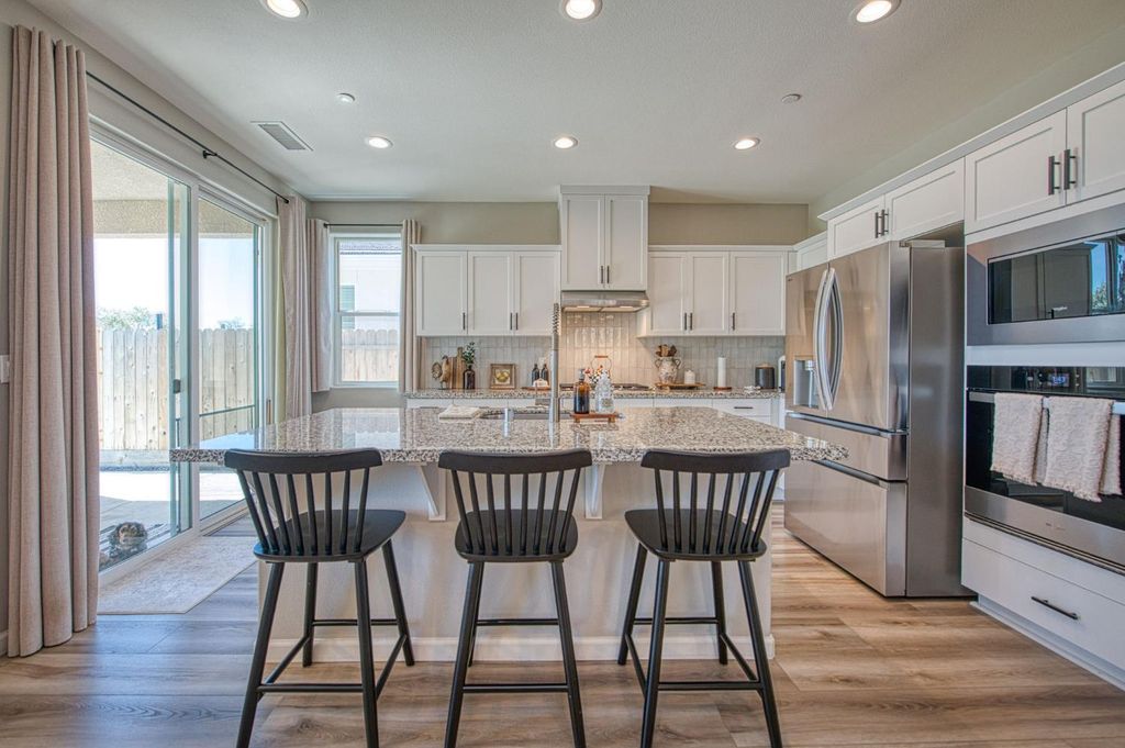 Image 30 of property listing at 1275 Traverse Drive S, Madera, CA 93636