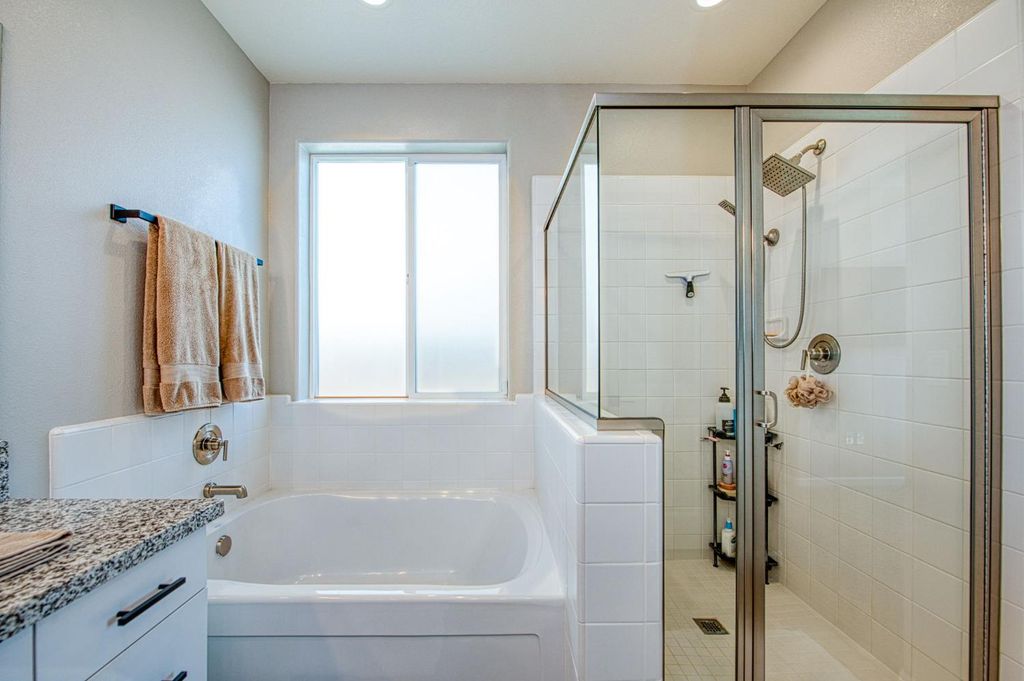 Image 35 of property listing at 1275 Traverse Drive S, Madera, CA 93636
