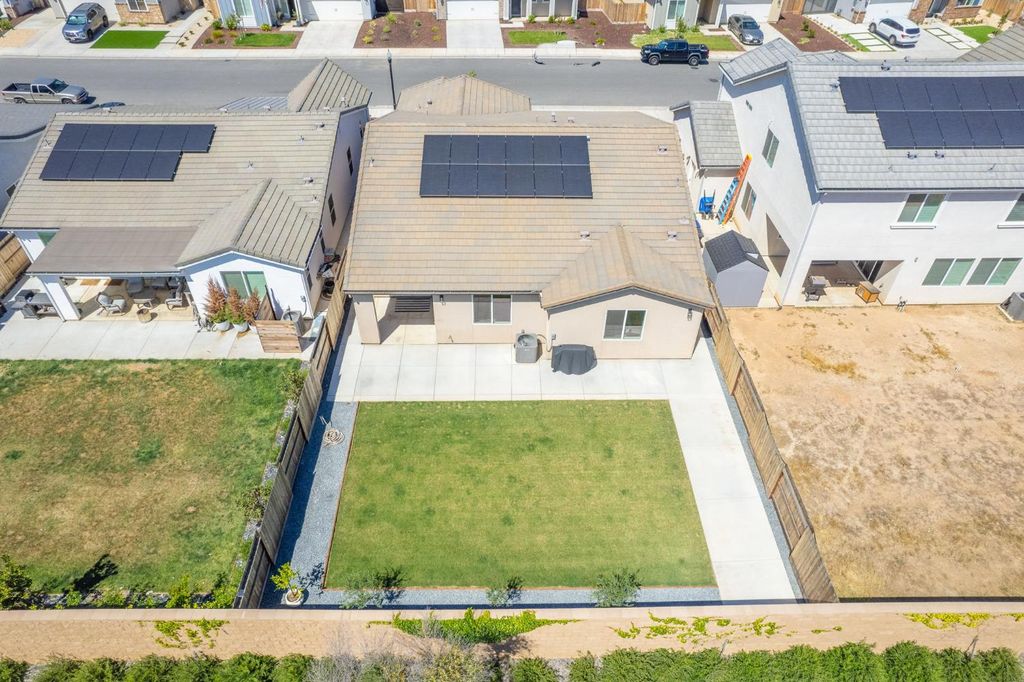 Image 55 of property listing at 1275 Traverse Drive S, Madera, CA 93636