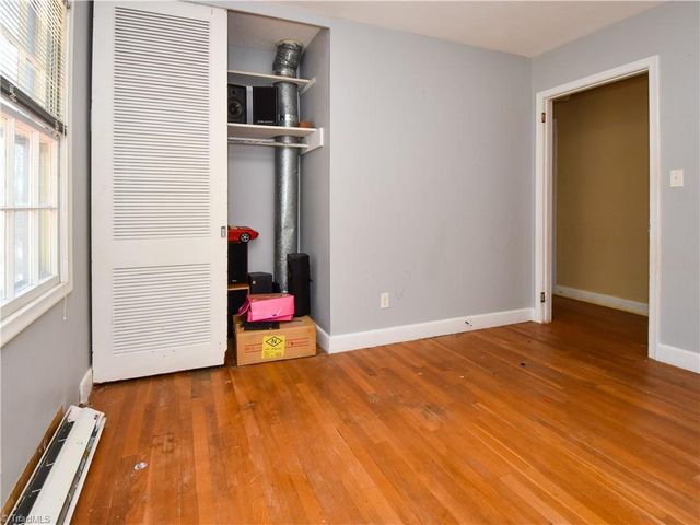 1420 Waybridge Lane, Winston-salem, NC 27103