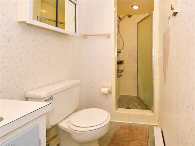 1420 Waybridge Lane, Winston-salem, NC 27103