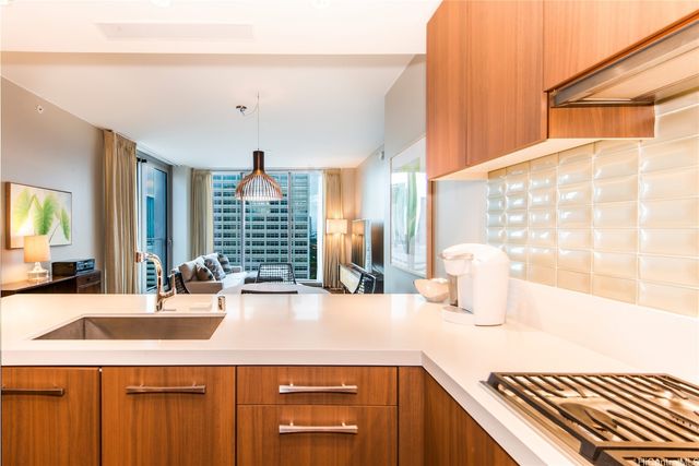 1555 Kapiolani Boulevard 1409, Honolulu, HI 96814