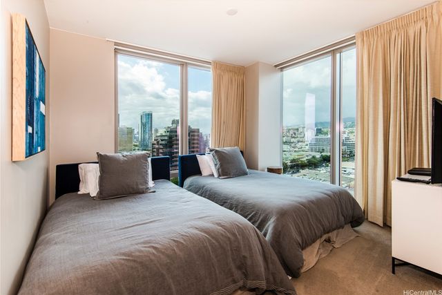 1555 Kapiolani Boulevard 1409, Honolulu, HI 96814