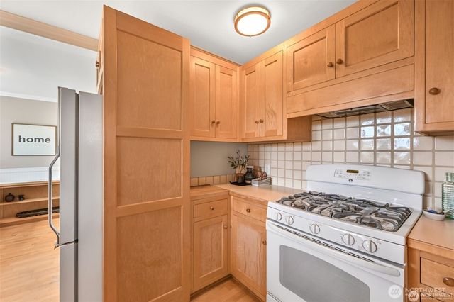 809 12th Street, Bellingham, WA 98225
