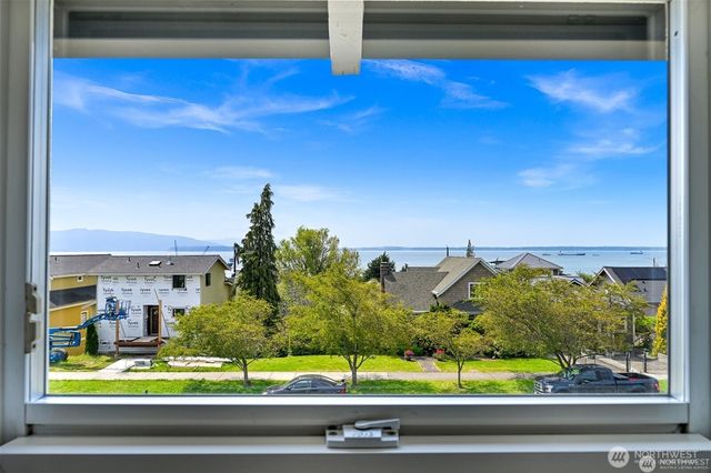 809 12th Street, Bellingham, WA 98225