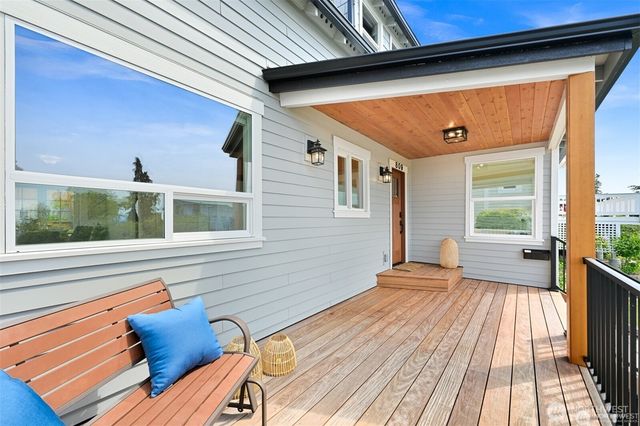 809 12th Street, Bellingham, WA 98225
