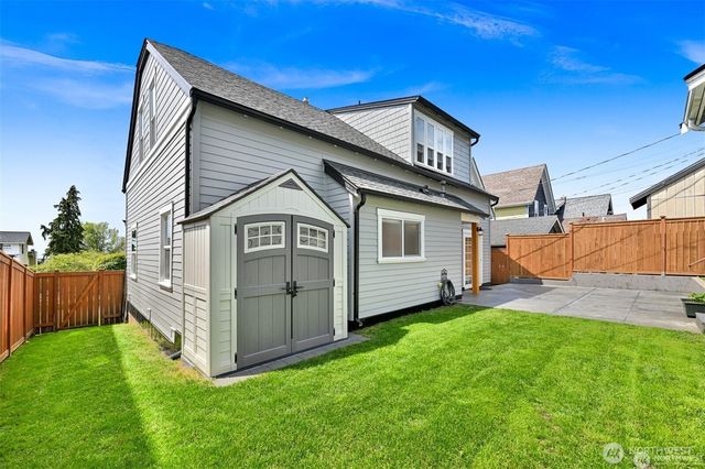 809 12th Street, Bellingham, WA 98225