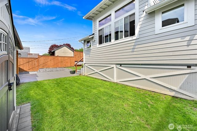 809 12th Street, Bellingham, WA 98225
