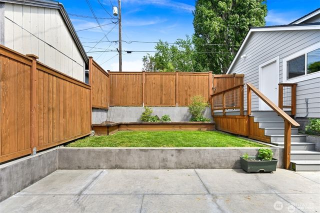 809 12th Street, Bellingham, WA 98225