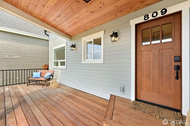 809 12th Street, Bellingham, WA 98225