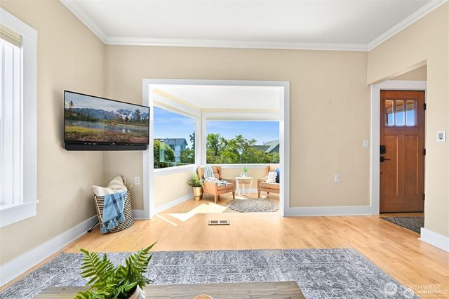 809 12th Street, Bellingham, WA 98225